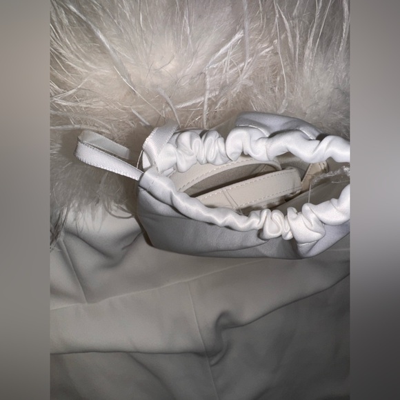 NWOT NADINE MERABI Colette White Feather Strapless belted Jumpsuit sz 12 - Picture 9 of 10